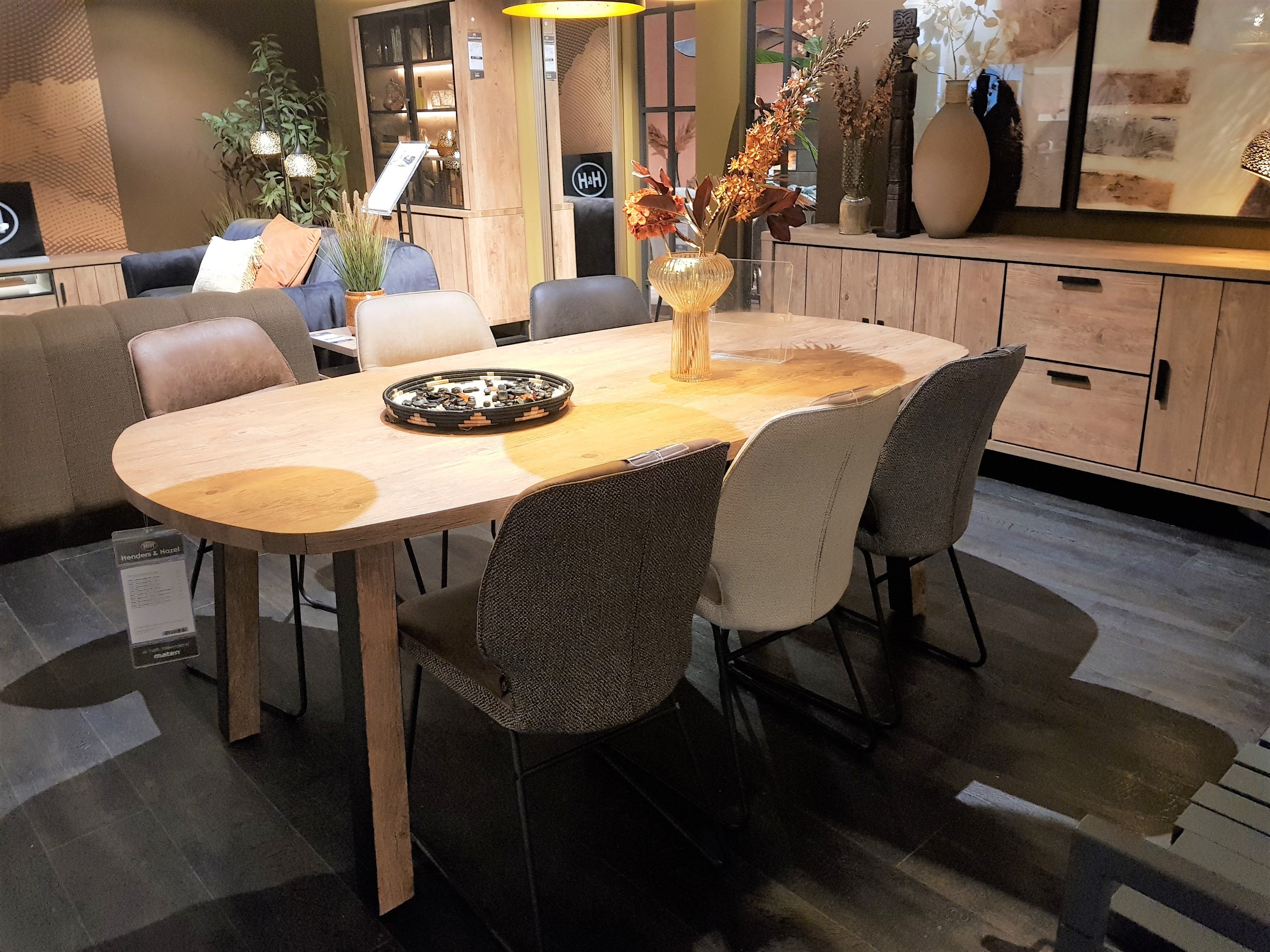 Habufa Pavarotti Rustic Small Fixed Top Dining Tables
